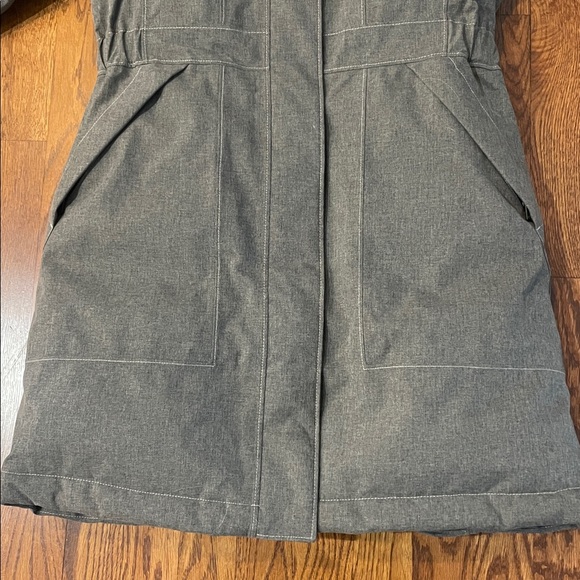 The North Face Gray Puffer Jacket with Fur Hood - Picture 3 of 14